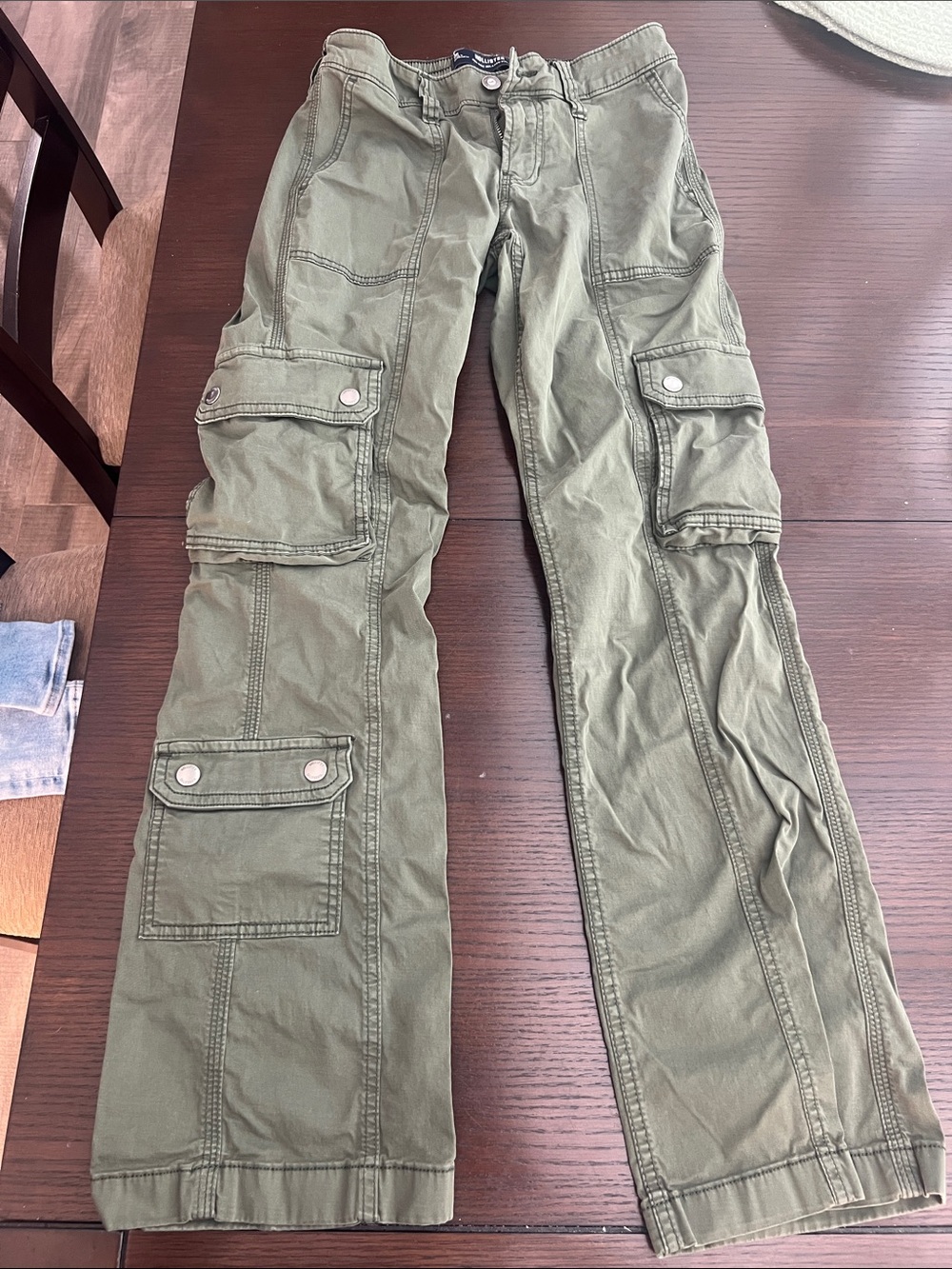 Hollister Olive Green Wide-Leg Cargo Jeans